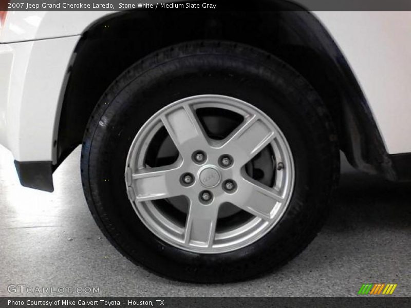 Stone White / Medium Slate Gray 2007 Jeep Grand Cherokee Laredo