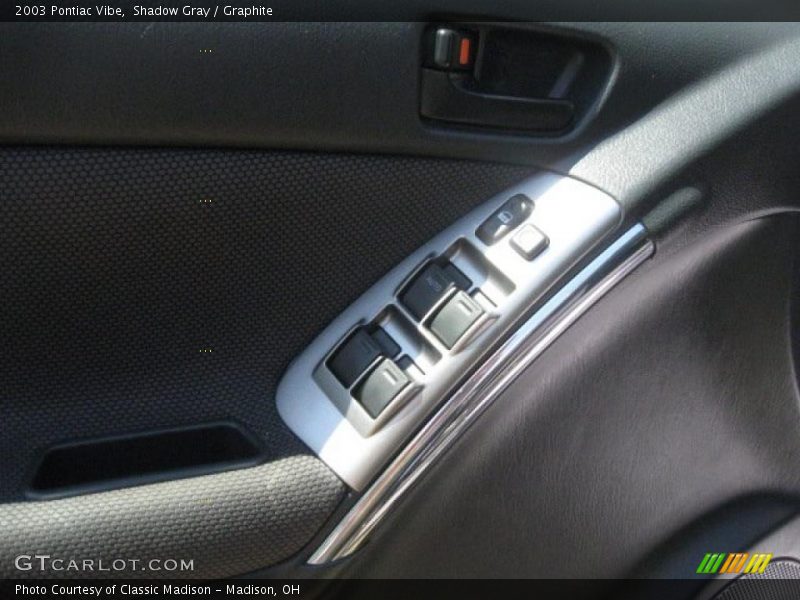 Shadow Gray / Graphite 2003 Pontiac Vibe
