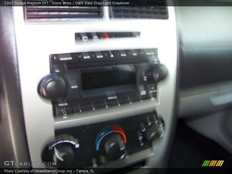 Stone White / Dark Slate Gray/Light Graystone 2007 Dodge Magnum SXT