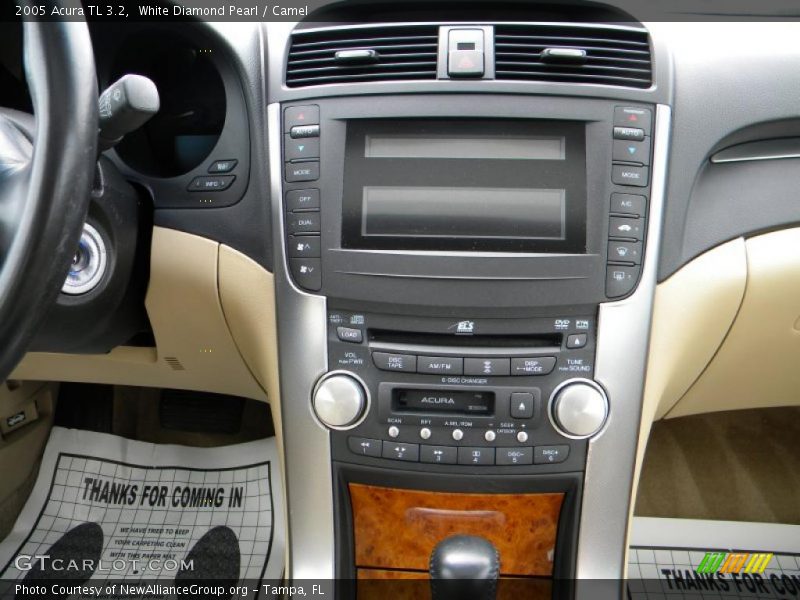 White Diamond Pearl / Camel 2005 Acura TL 3.2