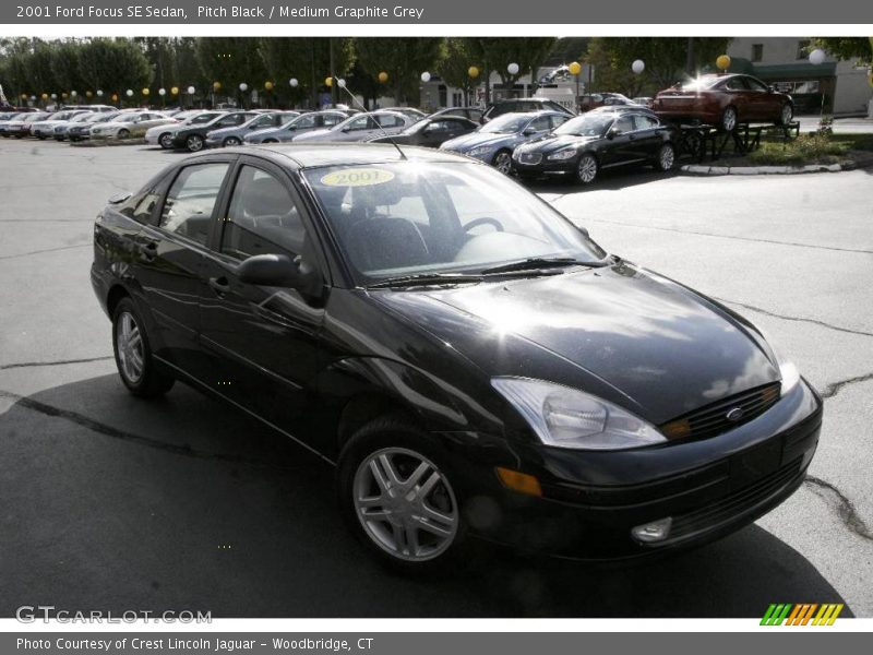 Pitch Black / Medium Graphite Grey 2001 Ford Focus SE Sedan