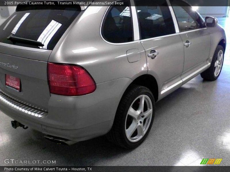 Titanium Metallic / Havanna/Sand Beige 2005 Porsche Cayenne Turbo