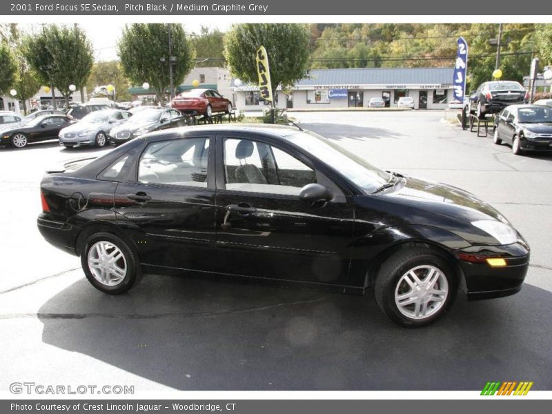 Pitch Black / Medium Graphite Grey 2001 Ford Focus SE Sedan