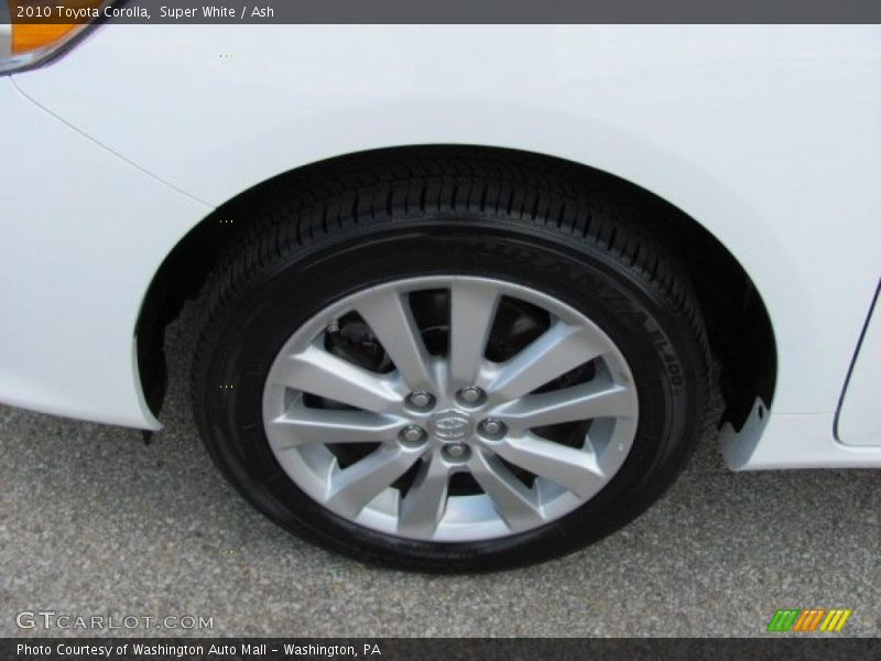 Super White / Ash 2010 Toyota Corolla