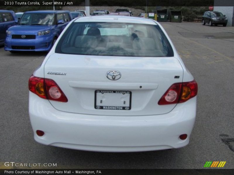 Super White / Ash 2010 Toyota Corolla