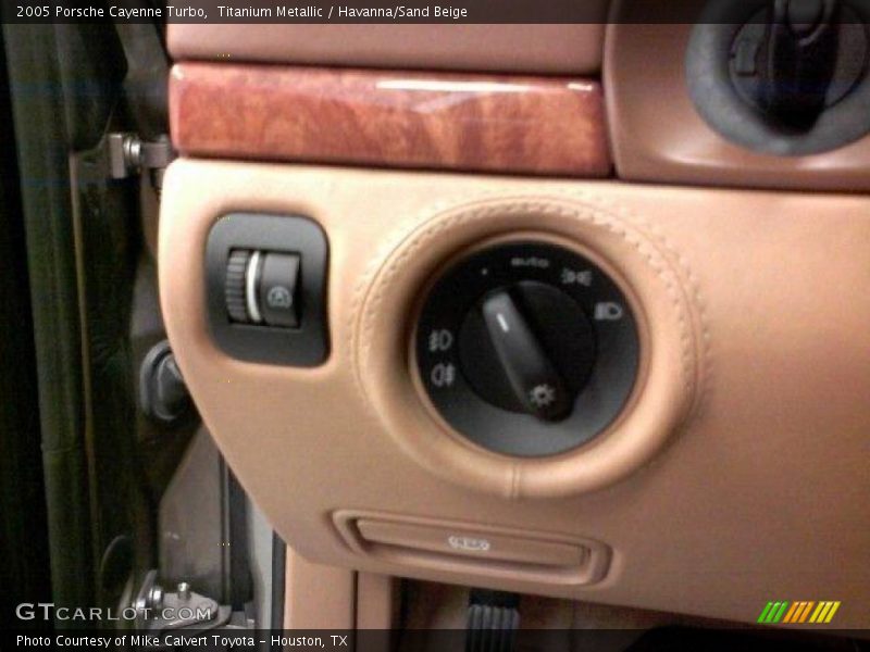 Titanium Metallic / Havanna/Sand Beige 2005 Porsche Cayenne Turbo