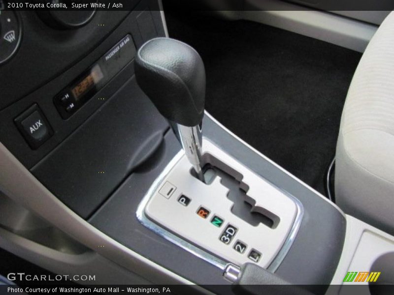 Super White / Ash 2010 Toyota Corolla