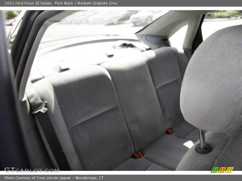 Pitch Black / Medium Graphite Grey 2001 Ford Focus SE Sedan
