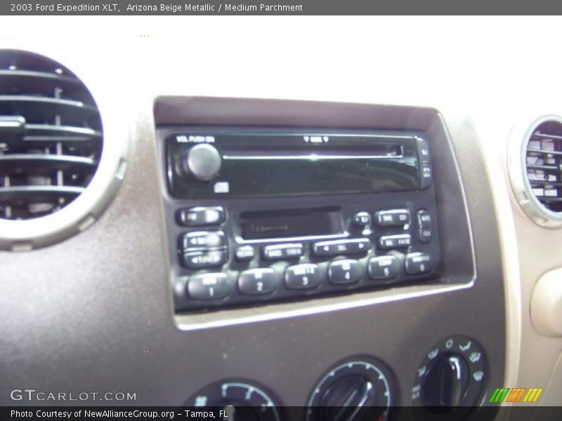 Arizona Beige Metallic / Medium Parchment 2003 Ford Expedition XLT