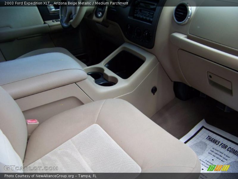 Arizona Beige Metallic / Medium Parchment 2003 Ford Expedition XLT