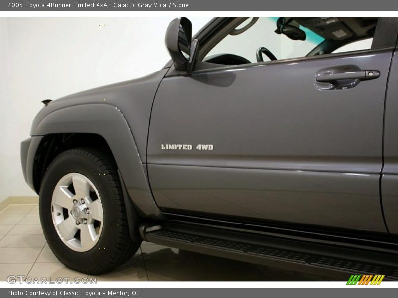 Galactic Gray Mica / Stone 2005 Toyota 4Runner Limited 4x4