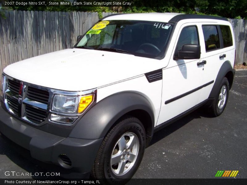 Stone White / Dark Slate Gray/Light Slate Gray 2007 Dodge Nitro SXT
