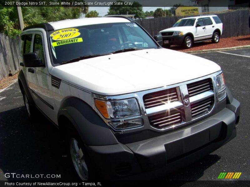 Stone White / Dark Slate Gray/Light Slate Gray 2007 Dodge Nitro SXT