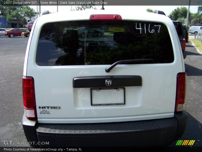 Stone White / Dark Slate Gray/Light Slate Gray 2007 Dodge Nitro SXT