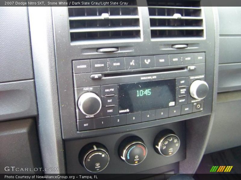 Stone White / Dark Slate Gray/Light Slate Gray 2007 Dodge Nitro SXT