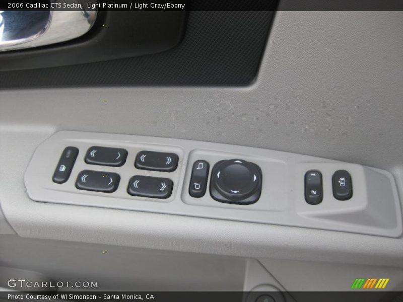 Light Platinum / Light Gray/Ebony 2006 Cadillac CTS Sedan