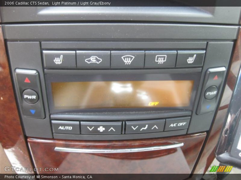 Light Platinum / Light Gray/Ebony 2006 Cadillac CTS Sedan