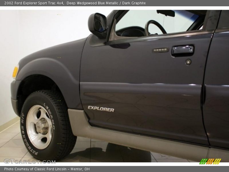 Deep Wedgewood Blue Metallic / Dark Graphite 2002 Ford Explorer Sport Trac 4x4