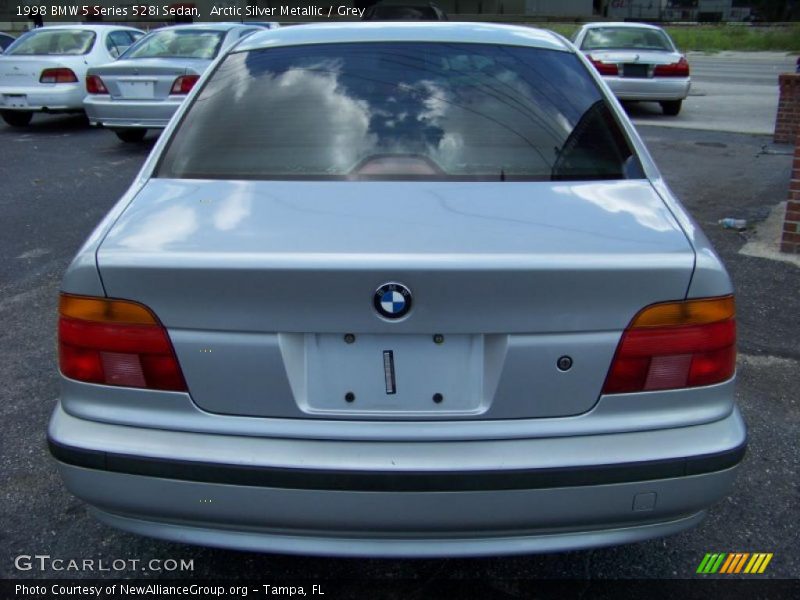 Arctic Silver Metallic / Grey 1998 BMW 5 Series 528i Sedan