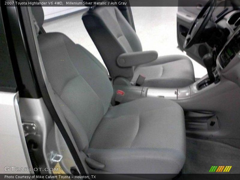Millenium Silver Metallic / Ash Gray 2007 Toyota Highlander V6 4WD
