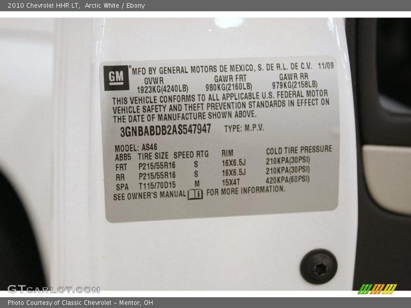 Arctic White / Ebony 2010 Chevrolet HHR LT