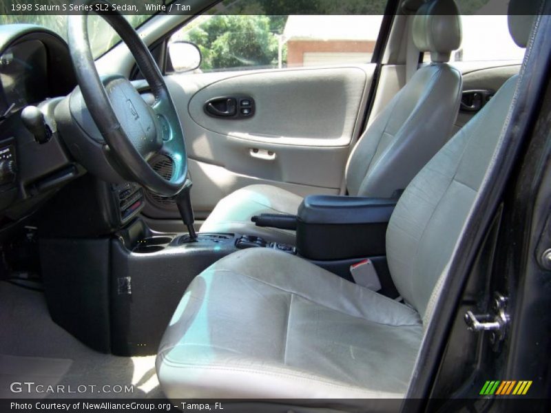 White / Tan 1998 Saturn S Series SL2 Sedan