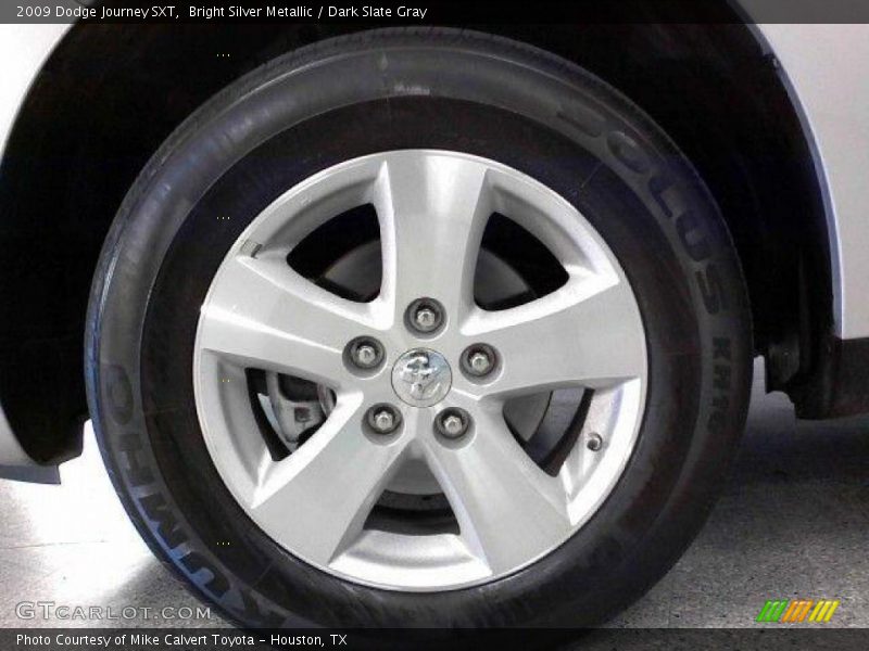 Bright Silver Metallic / Dark Slate Gray 2009 Dodge Journey SXT