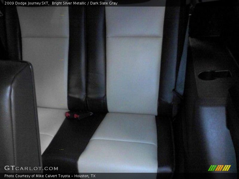 Bright Silver Metallic / Dark Slate Gray 2009 Dodge Journey SXT