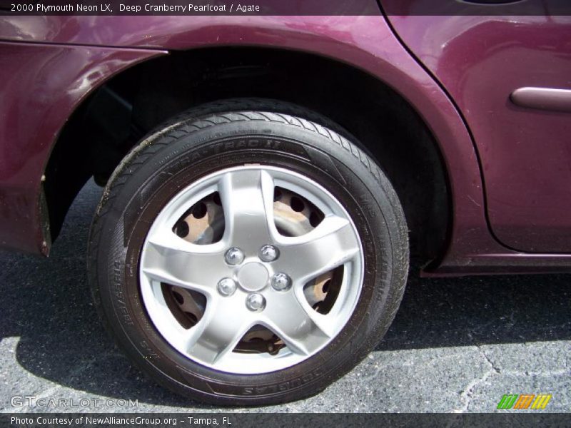 Deep Cranberry Pearlcoat / Agate 2000 Plymouth Neon LX