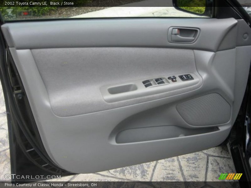 Black / Stone 2002 Toyota Camry LE