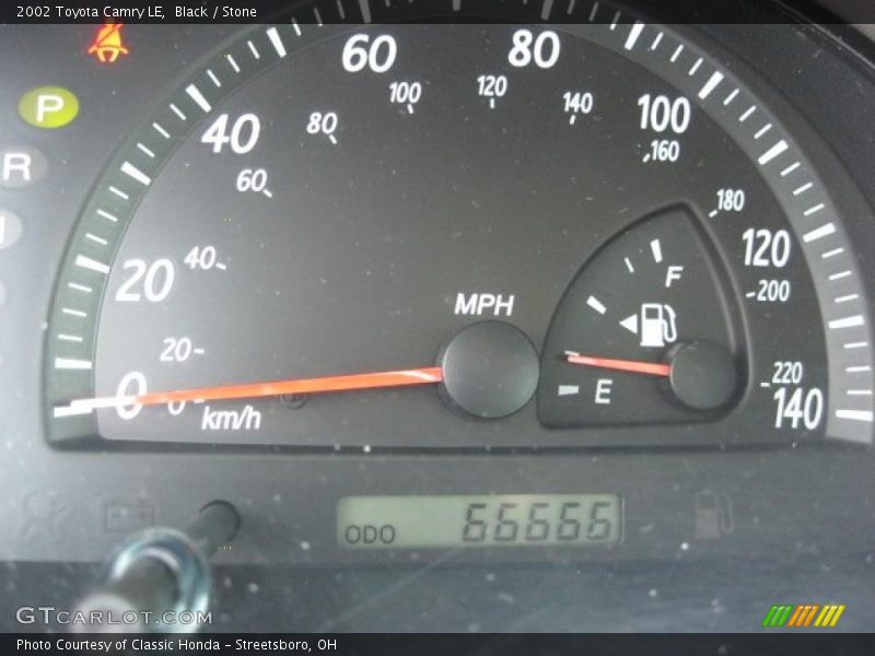 Black / Stone 2002 Toyota Camry LE