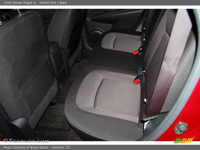 Venom Red / Black 2009 Nissan Rogue SL