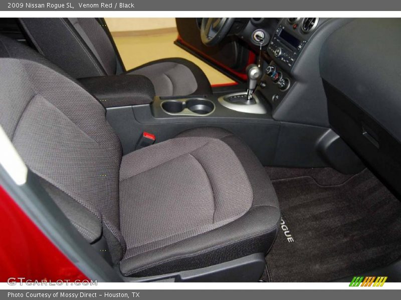 Venom Red / Black 2009 Nissan Rogue SL