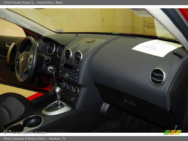 Venom Red / Black 2009 Nissan Rogue SL
