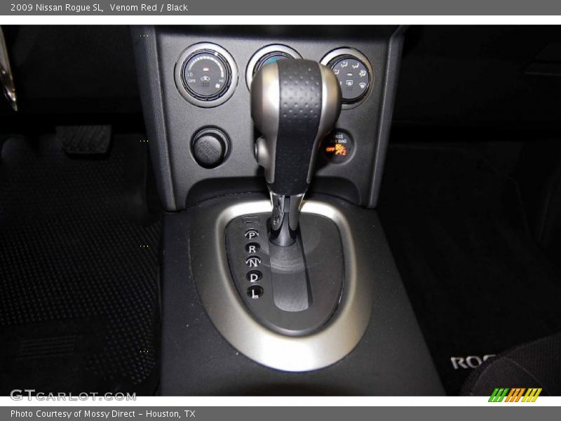 Venom Red / Black 2009 Nissan Rogue SL