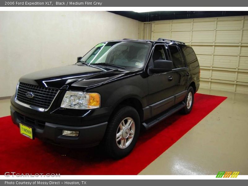 Black / Medium Flint Grey 2006 Ford Expedition XLT