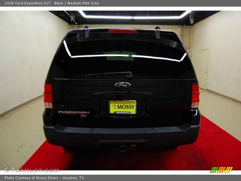 Black / Medium Flint Grey 2006 Ford Expedition XLT