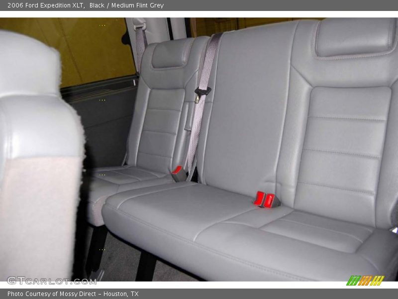 Black / Medium Flint Grey 2006 Ford Expedition XLT