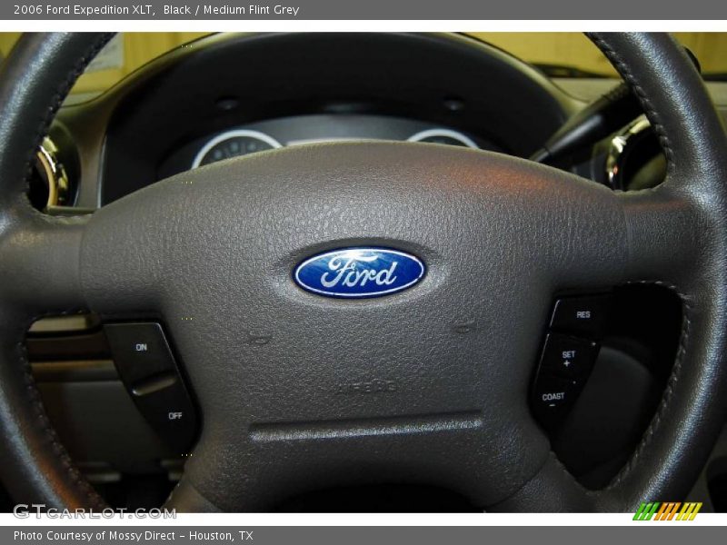 Black / Medium Flint Grey 2006 Ford Expedition XLT