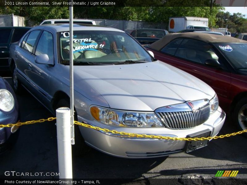 Silver Frost Metallic / Light Graphite 2001 Lincoln Continental
