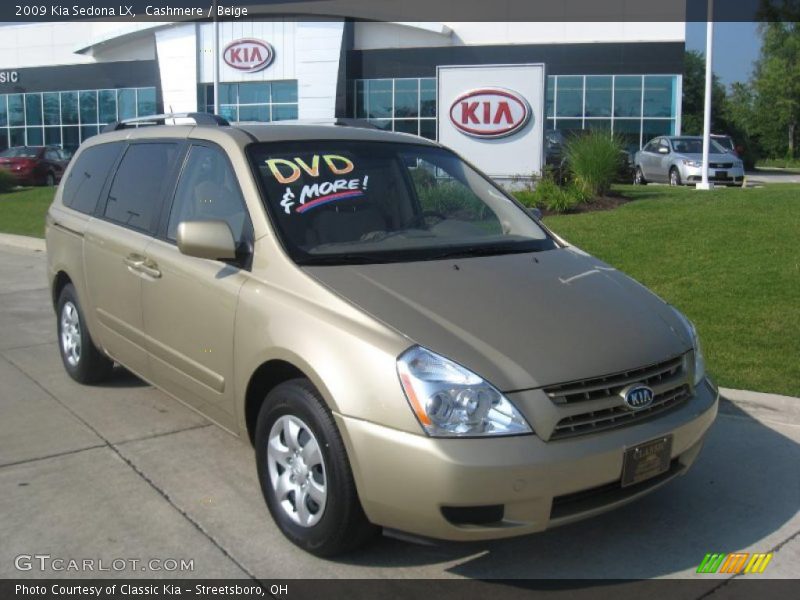 Cashmere / Beige 2009 Kia Sedona LX