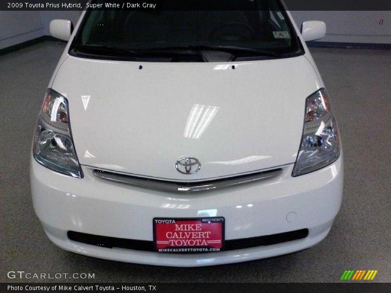 Super White / Dark Gray 2009 Toyota Prius Hybrid