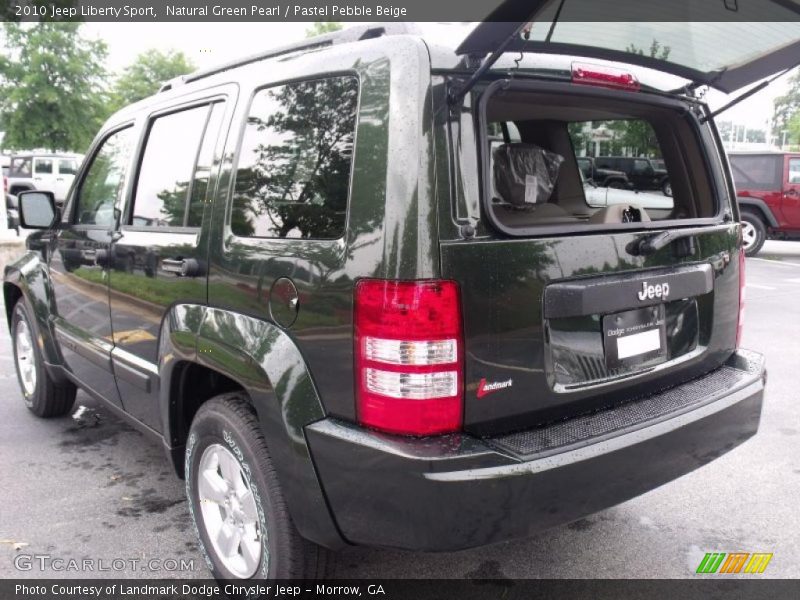 Natural Green Pearl / Pastel Pebble Beige 2010 Jeep Liberty Sport