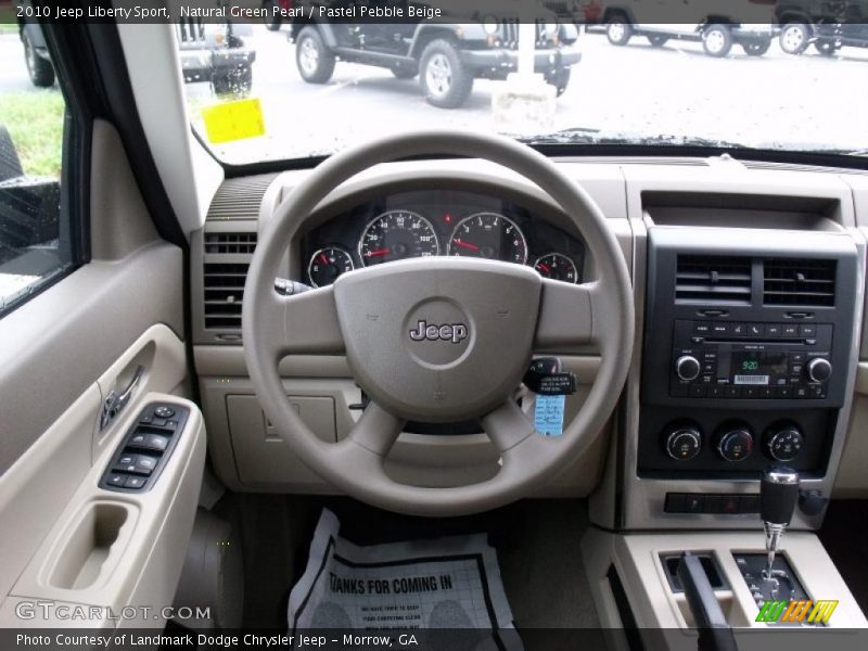 Natural Green Pearl / Pastel Pebble Beige 2010 Jeep Liberty Sport
