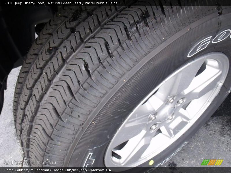 Natural Green Pearl / Pastel Pebble Beige 2010 Jeep Liberty Sport