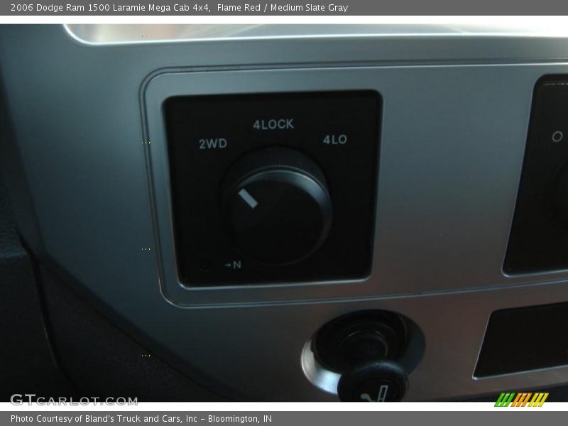 Flame Red / Medium Slate Gray 2006 Dodge Ram 1500 Laramie Mega Cab 4x4