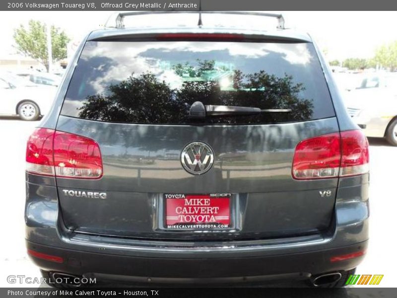 Offroad Grey Metallic / Anthracite 2006 Volkswagen Touareg V8