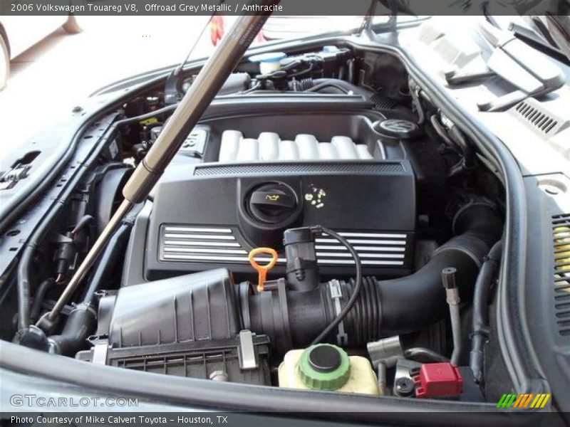 Offroad Grey Metallic / Anthracite 2006 Volkswagen Touareg V8