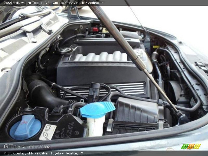 Offroad Grey Metallic / Anthracite 2006 Volkswagen Touareg V8