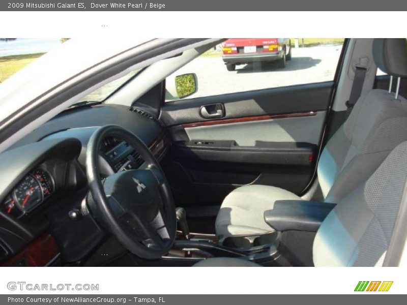 Dover White Pearl / Beige 2009 Mitsubishi Galant ES